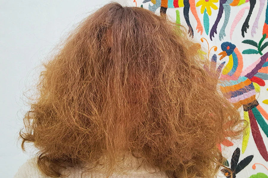 Siliconas en productos capilares: ¿Belleza instantánea con consecuencias ocultas?