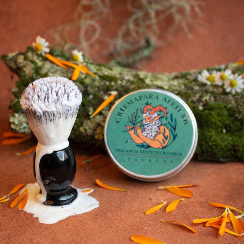 Crema de Afeitar Natural · Argán, Copoazú y Caléndula · Aroma Bourbon · Tauruss
